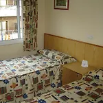 Avenida Aparthotel 3*