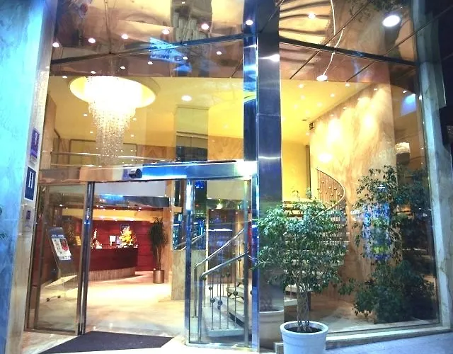 Aparthotel Avenida