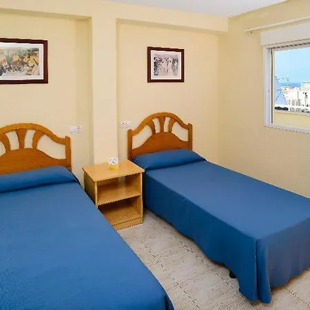 Avenida Aparthotel 2*