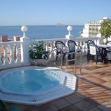Avenida Aparthotel
