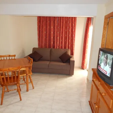 Aparthotel Avenida 2*
