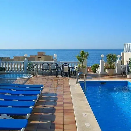 Lejlighedshotel Avenida 3*