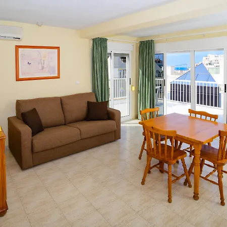 Avenida Aparthotel 3*